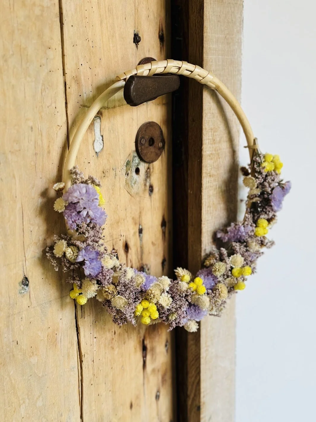 Atelier Couronne en fleurs séchées – Image 5