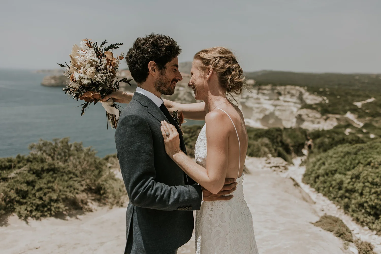 Bouquet de mariée en fleurs séchées